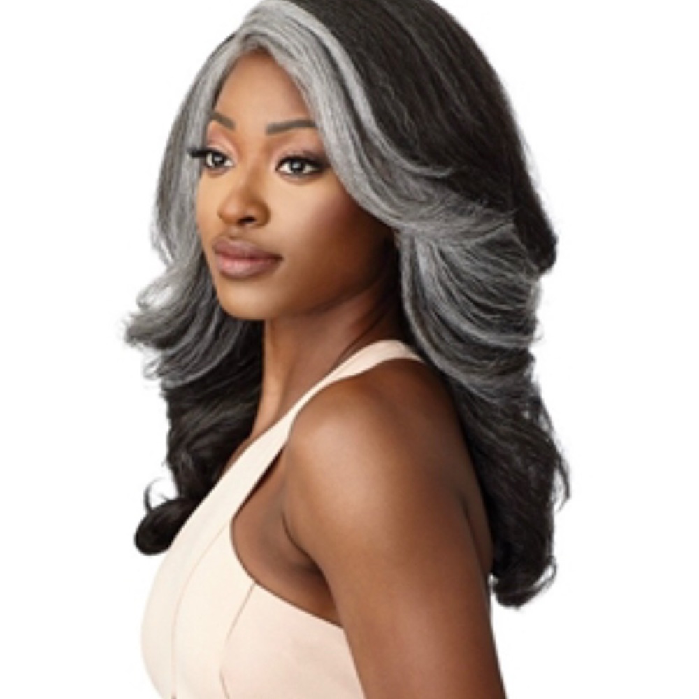 Outre Neesha face framing moonstone gray